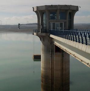 Instalación en el embalse de La Loteta